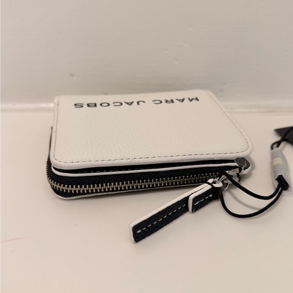 NWT Marc Jacobs compact wallet - cotton multi - Picture 4 of 8